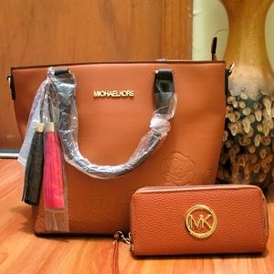 Michael kors purse with Wallet